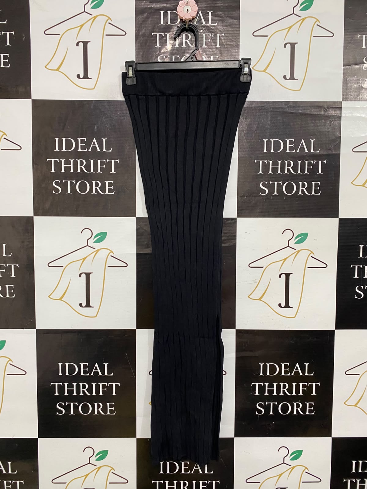 SHOWPO |XS| WAIST 24| A61| BLACK RIBBED KNIT TECHNICAL UTILITY MIDI SKIRT