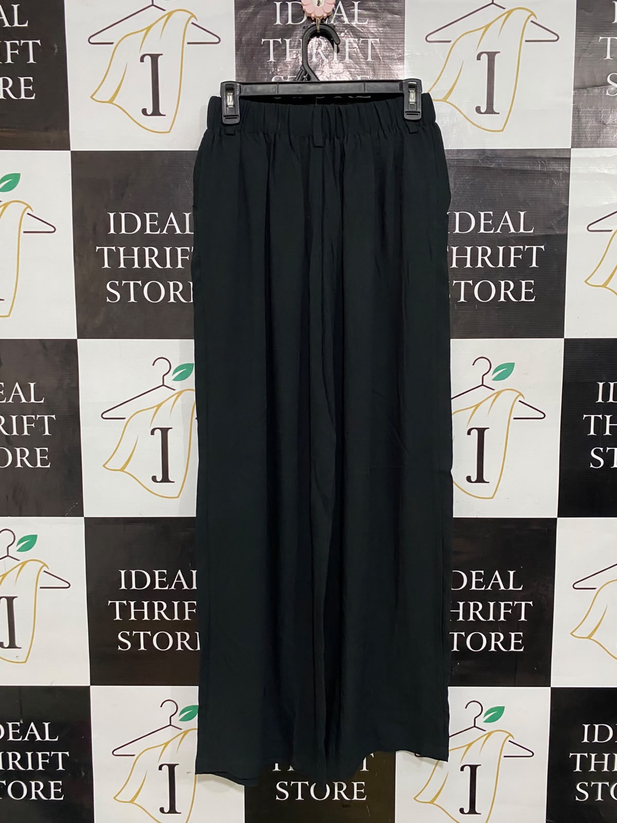 HALARA |S| WAIST 26| A63| BLACK PLEATED WIDE-LEG TECHNICAL UTILITY TROUSERS