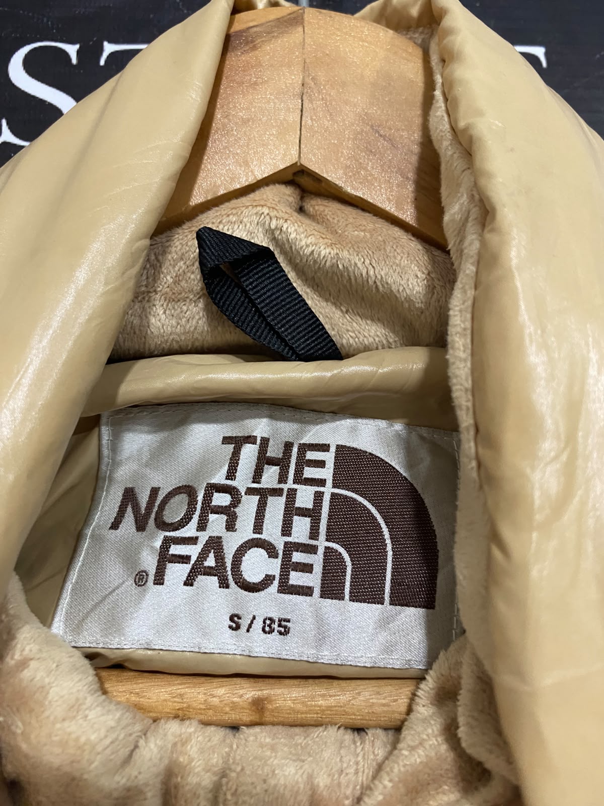 THE NORTH FACE |S| BUST 22| A63| BEIGE PUFFER TECHNICAL UTILITY JACKET