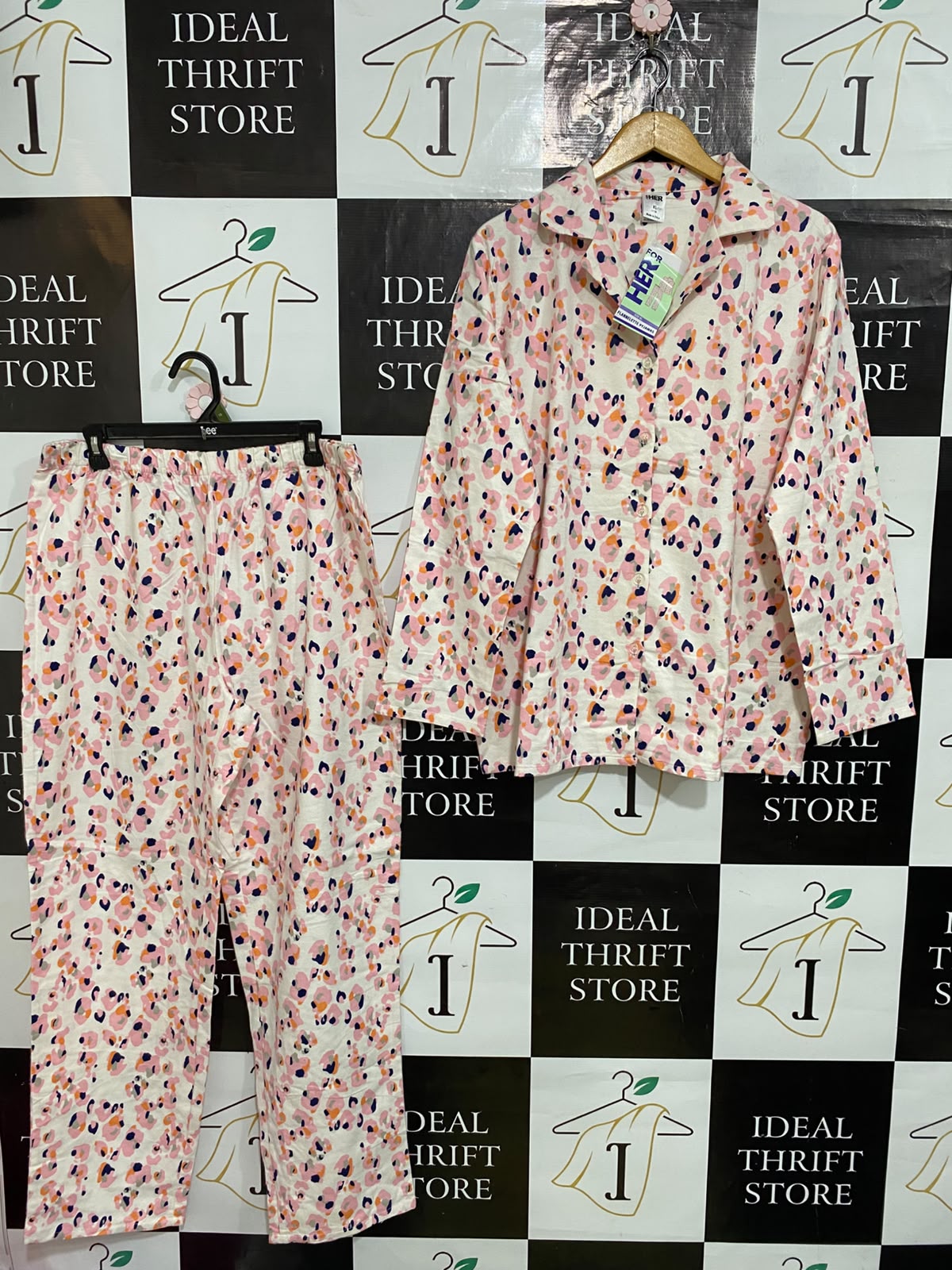 FOR HER |XL| A63| PINK LEOPARD-PRINT LONG-SLEEVE PAJAMA SET TECHNICAL UTILITY LOUNGEWEAR