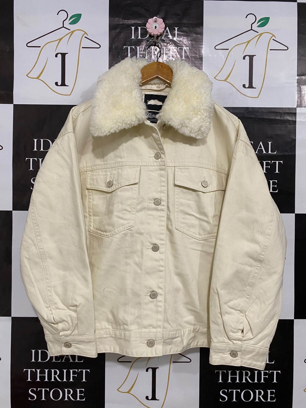 SAILOR MOON |M| BUST 24| A63| OFF-WHITE SHERPA-COLLAR TECHNICAL UTILITY JACKET