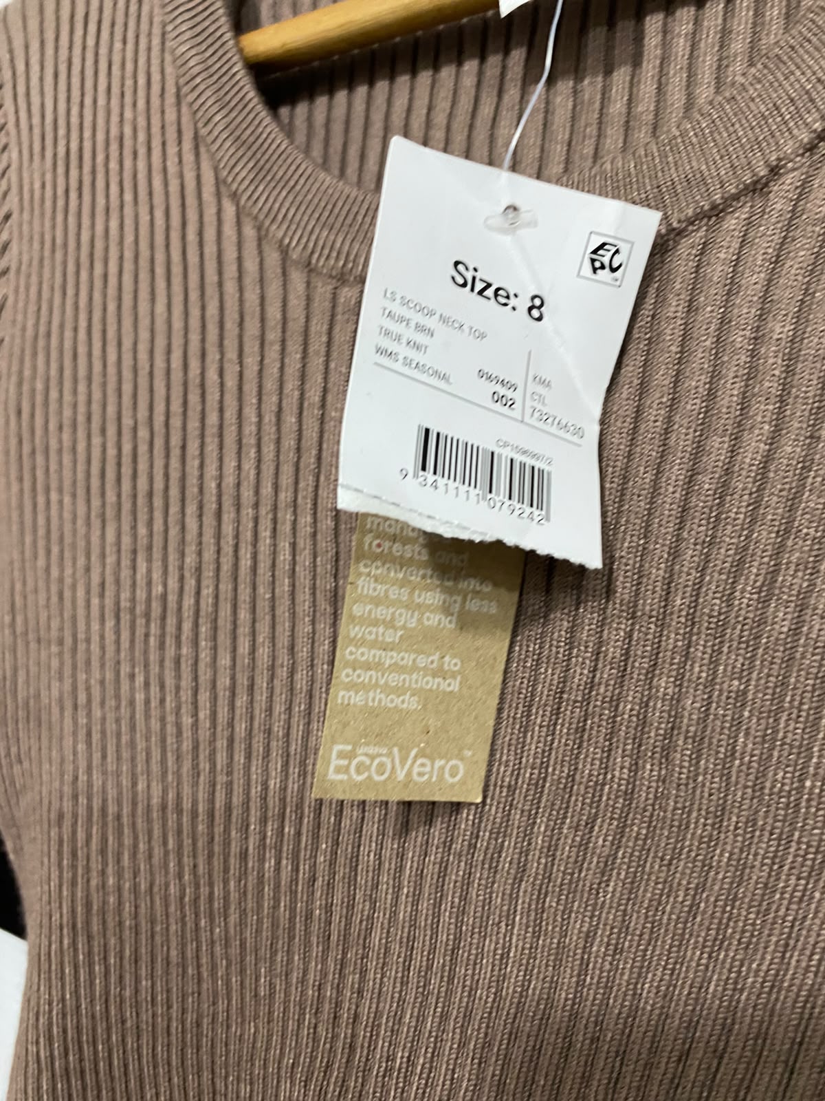 ANKO |S| BUST 12| A62| TAUPE RIBBED SCOOP-NECK TECHNICAL UTILITY LONG-SLEVE TOP