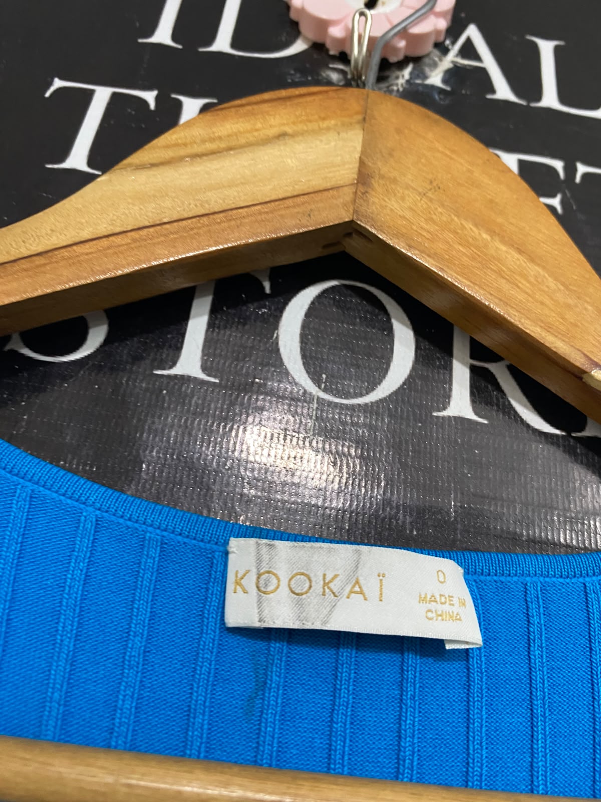 KOOKAI |S| BUST 21| A64| BLUE RIBBED V-NECK SLEEVELESS TECHNICAL UTILITY MIDI DRESS