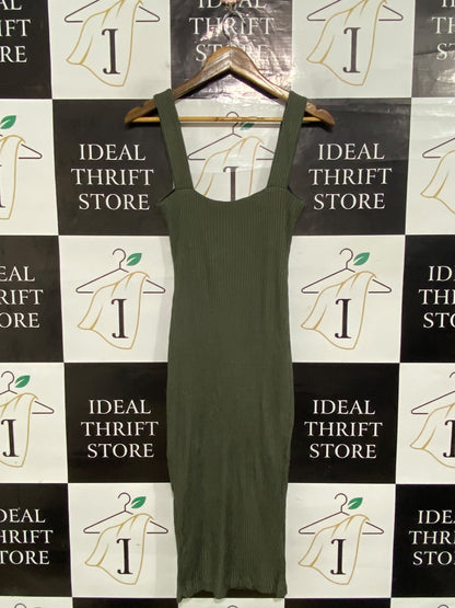 KOOKAI |S| BUST 14| A64| OLIVE GREEN RIBBED TANK-STYLE TECHNICAL UTILITY MIDI DRESS