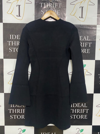 DECJUBA |S| BUST 15| A64| BLACK SEAMED FLARED-SLEEVE TECHNICAL UTILITY DRESS