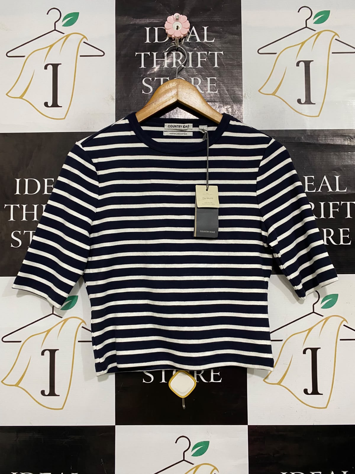 COUNTRY ROAD |S| BUST 16| A63| NAVY AND WHITE STRIPED TECHNICAL UTILITY TEE