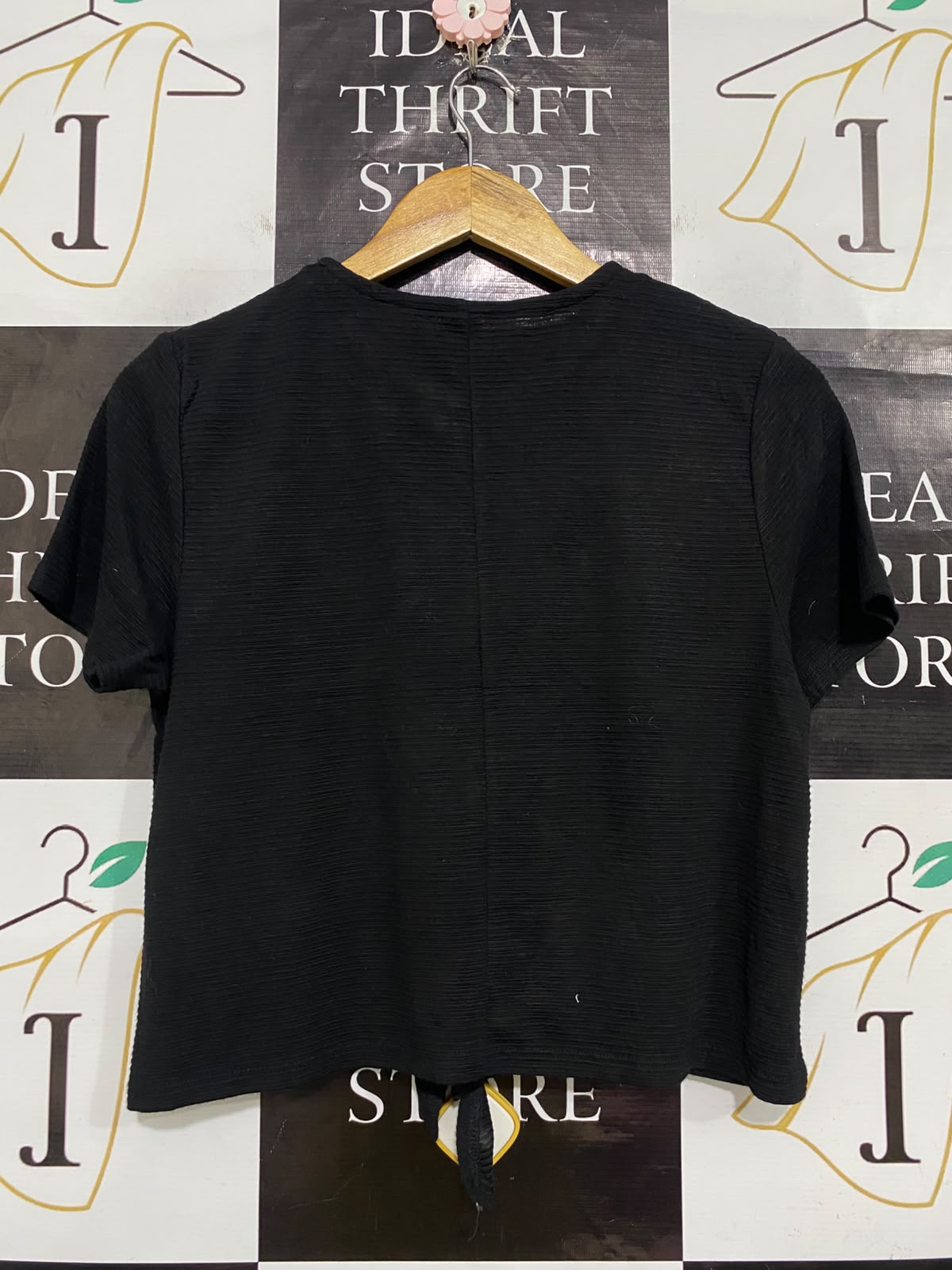 ANKO |M| BUST 18| A63| BLACK TEXTURED TIE-FRONT TECHNICAL UTILITY T-SHIRT