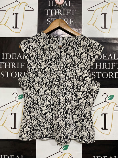 BASQUE |M| BUST 19| A63| BLACK AND WHITE FLORAL BROCADE TECHNICAL UTILITY PEPLUM TOP