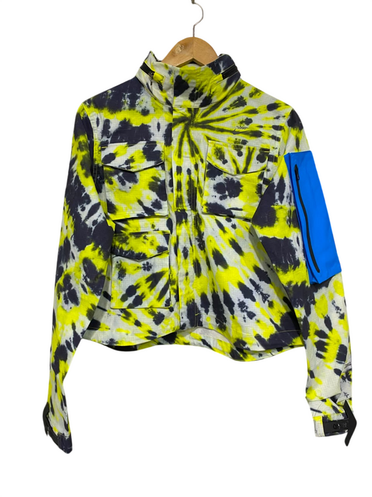 NIKE |M| BUST 20| A65| OFF-WHITE X NIKE YELLOW AND BLACK TIE-DYE MULTI-POCKET JACKET