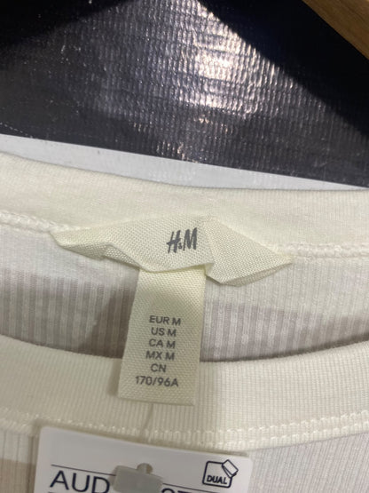 H&M |M| BUST 15| A65| BEIGE AND WHITE STRIPED RIBBED TECHNICAL UTILITY LONG-SLEEVE TOP