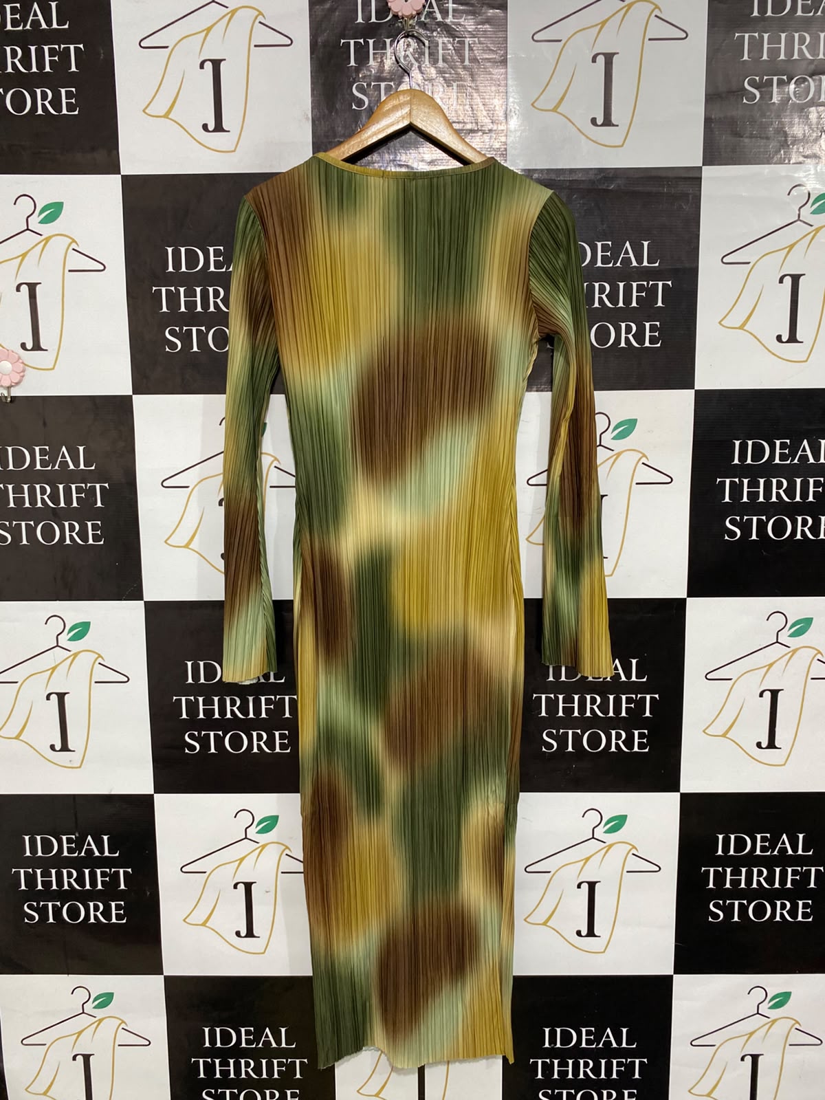 BOOHOO |S| BUST 17| A65| OLIVE AND BROWN ABSTRACT-PRINT PLISSE TECHNICAL UTILITY MIDI DRESS