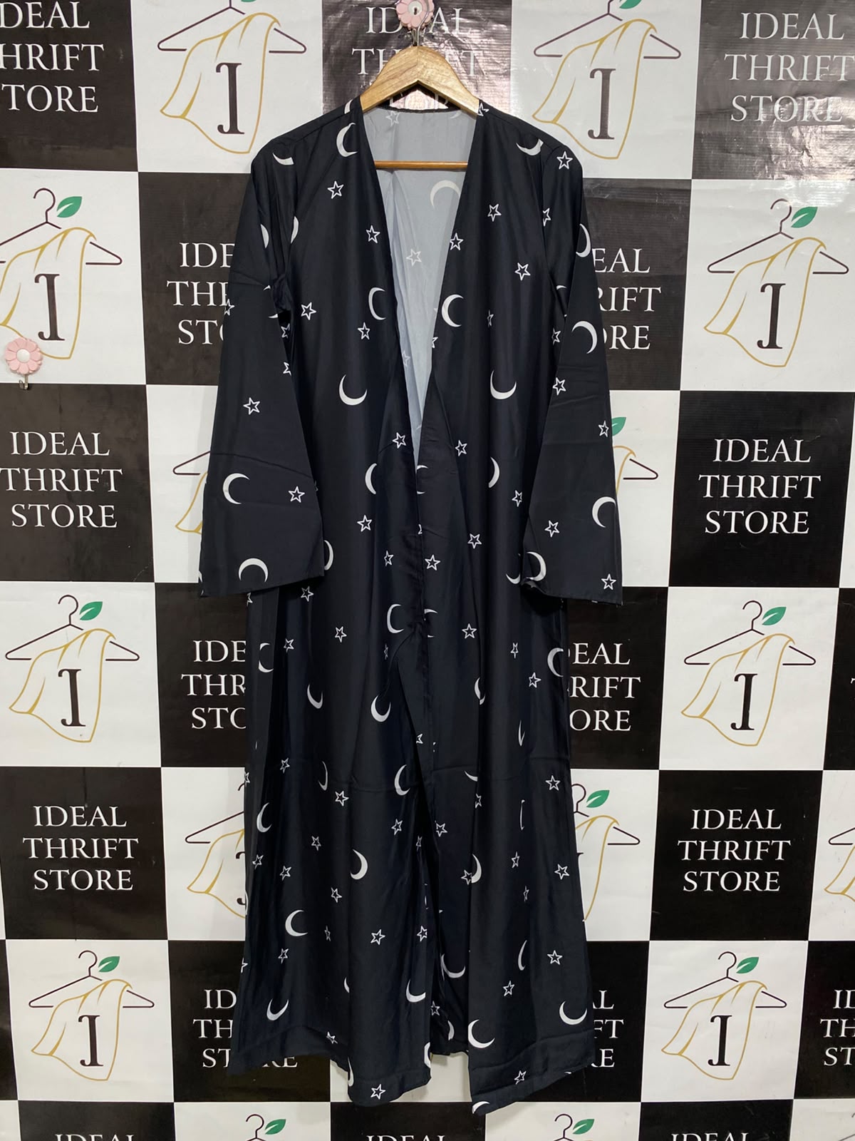 SHEIN |M| BUST 20| A65| BLACK AND WHITE CELESTIAL-PRINT OPEN-FRONT TECHNICAL UTILITY MAXI KIMONO/ROBE