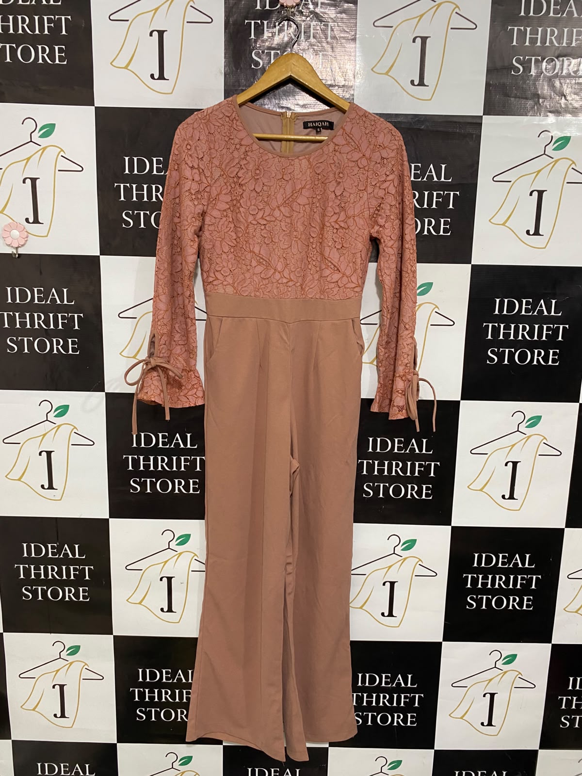 HAIQAH |S| BUST 16| A65| MAUVE LACE-ACCENTED WIDE-LEG TECHNICAL UTILITY JUMPSUIT