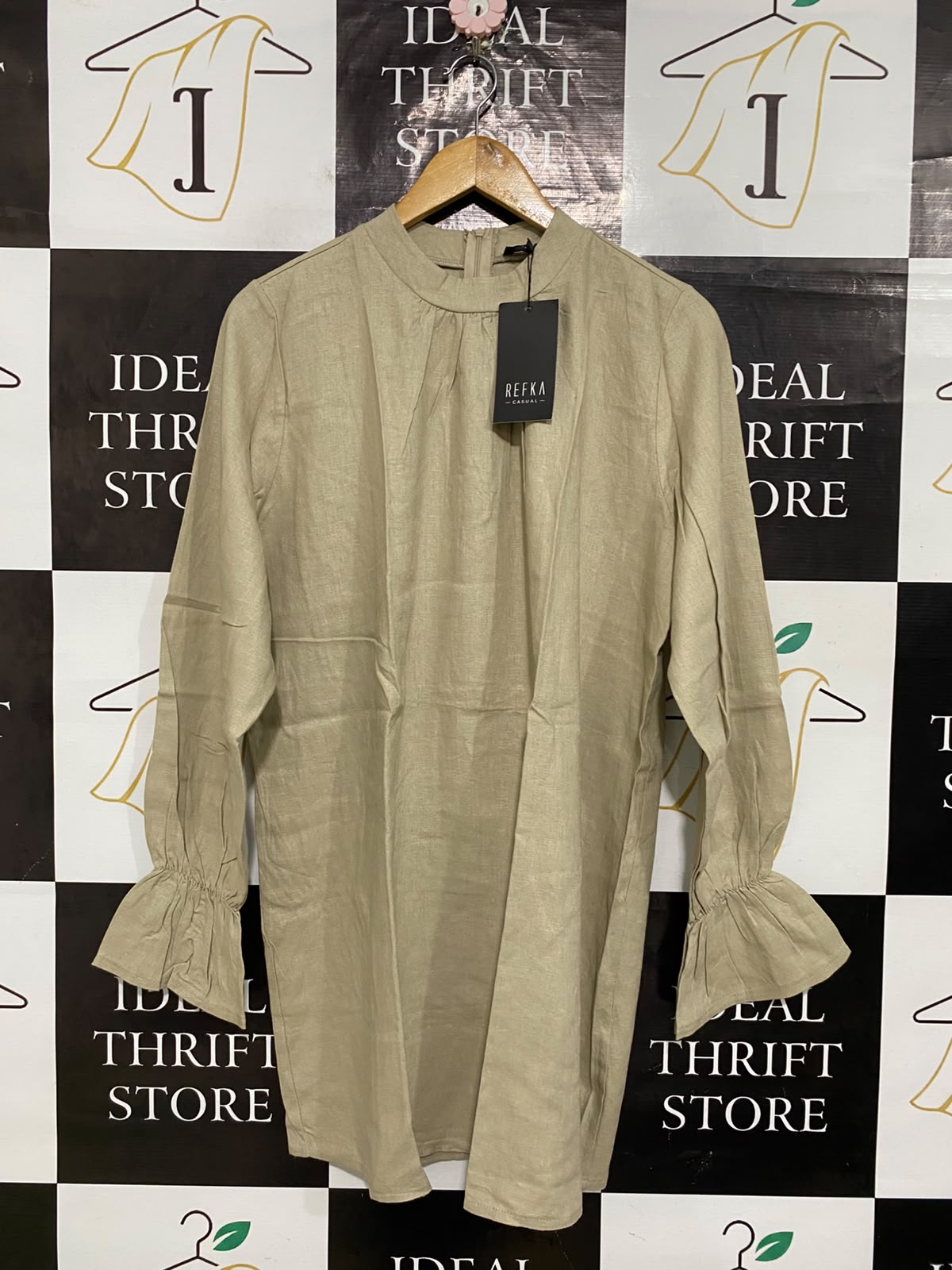 REFKA |M| BUST 22| A65| CASUAL SAGE GREEN MOCK-NECK RUFFLE-CUFF TECHNICAL UTILITY TUNIC/SHIRT