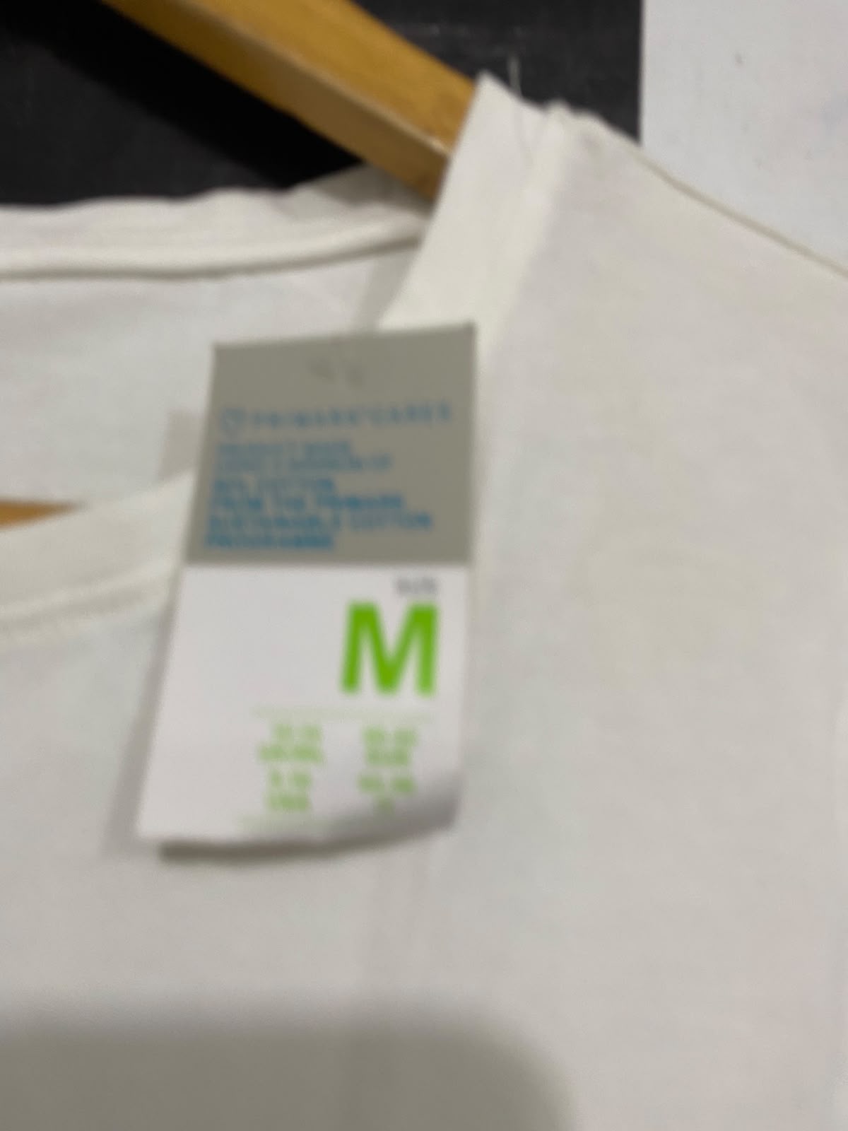 PRIMARK CARES |M| BUST 18| A64| WHITE STRETCH CREWNECK TECHNICAL UTILITY T-SHIRT