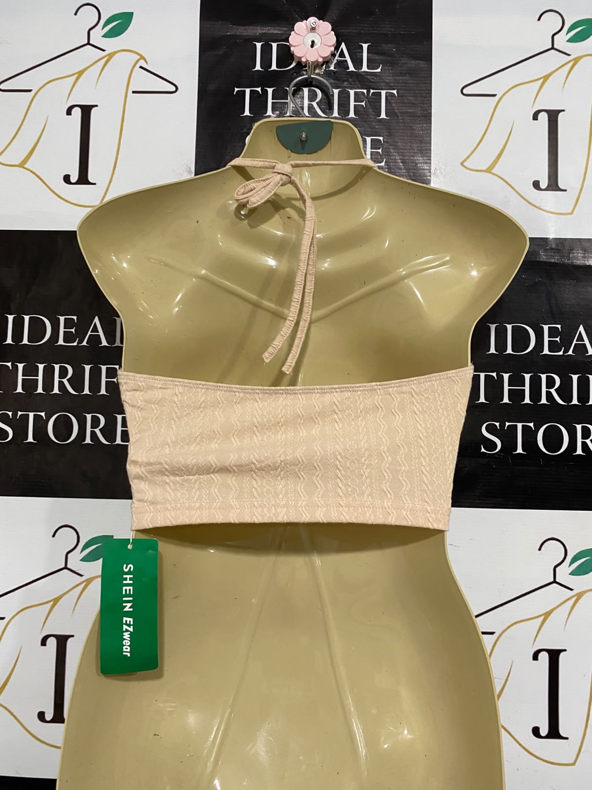 SHEIN |XS| BUST 15| A64| NUDE TEXTURED CABLE-KNIT HALTER-NECK TECHNICAL UTILITY CROP TOP