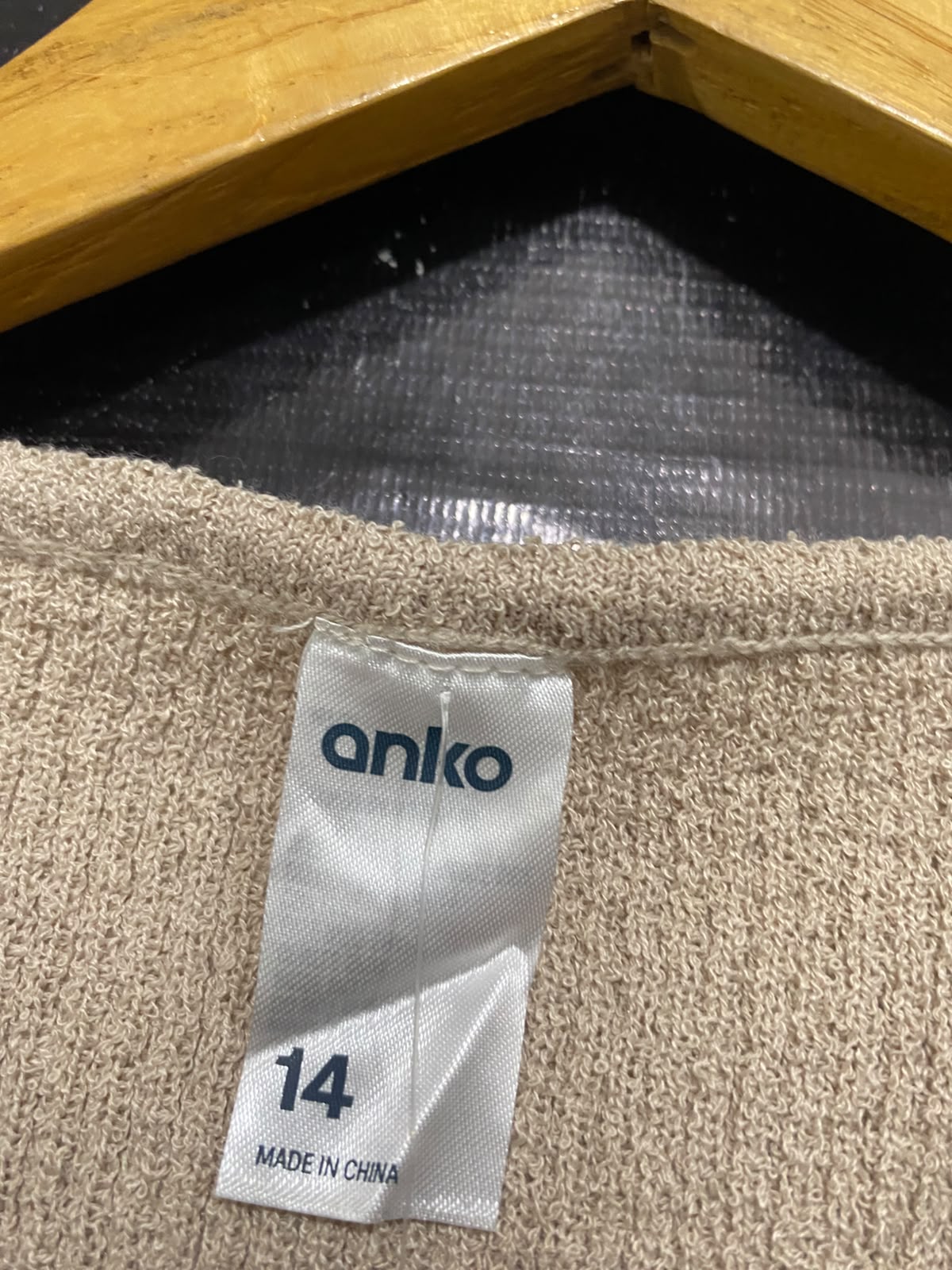 ANKO |XS| BUST 13| A64| BEIGE V-NECK TEXTURED TECHNICAL UTILITY TANK TOP