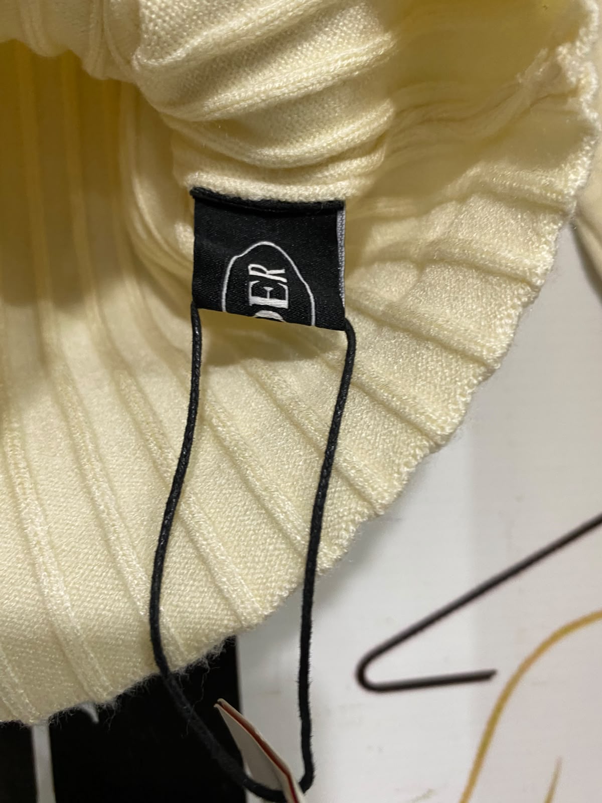 CIDER |S| BUST 14|A64| OFF-WHITE FUR-TRIM FULL-ZIP RIBBED TECHNICAL UTILITY CROP SWEATER