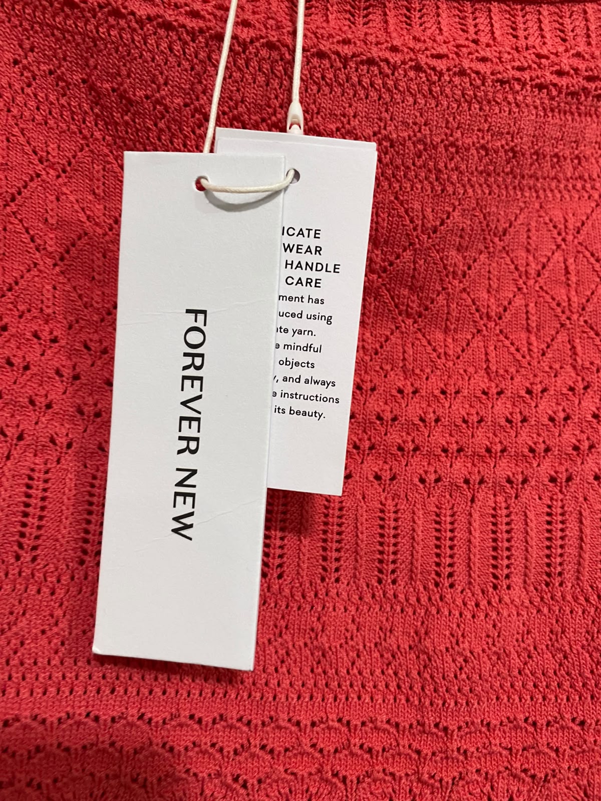 FOREVER NEW |XS| BUST 15| A64| CORAL TEXTURED KNIT OFF-SHOULDER TECHNICAL UTILITY TOP