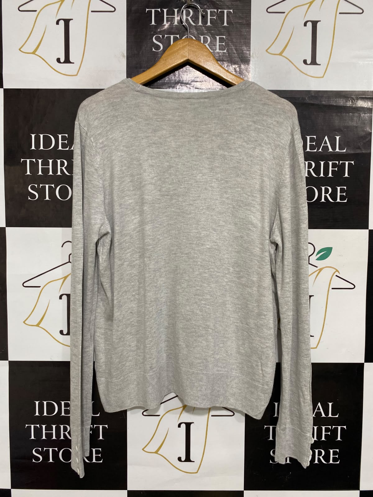 & ME |L| BUST 22| A64| LIGHT GREY V-NECK BUTTON-UP TECHNICAL UTILITY CARDIGAN