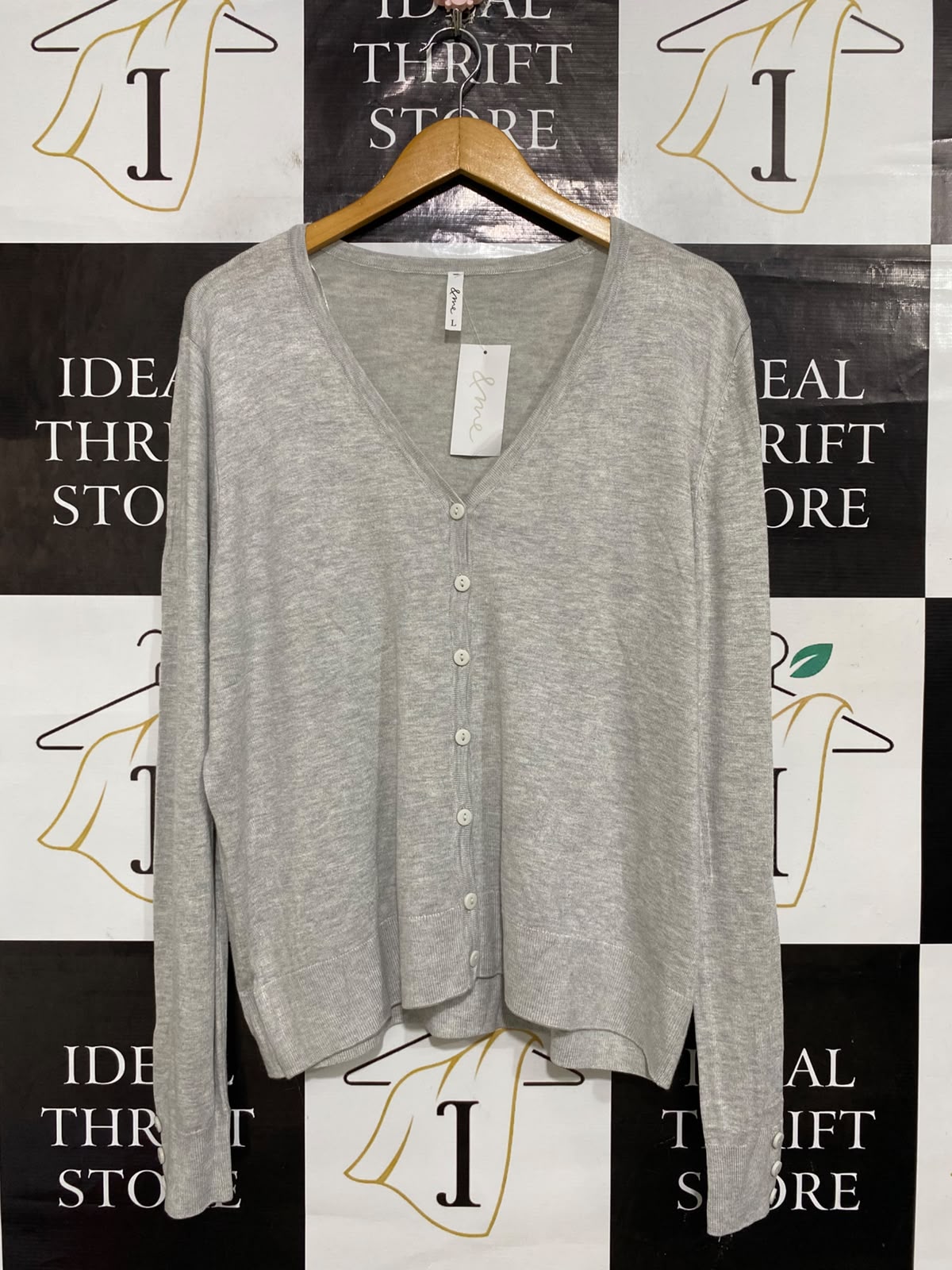 & ME |L| BUST 22| A64| LIGHT GREY V-NECK BUTTON-UP TECHNICAL UTILITY CARDIGAN