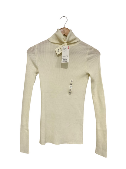UNIQLO |XS| BUST 13| A65| OFF-WHITE RIBBED TURTLENECK LONG-SLEEVE  SWEATER