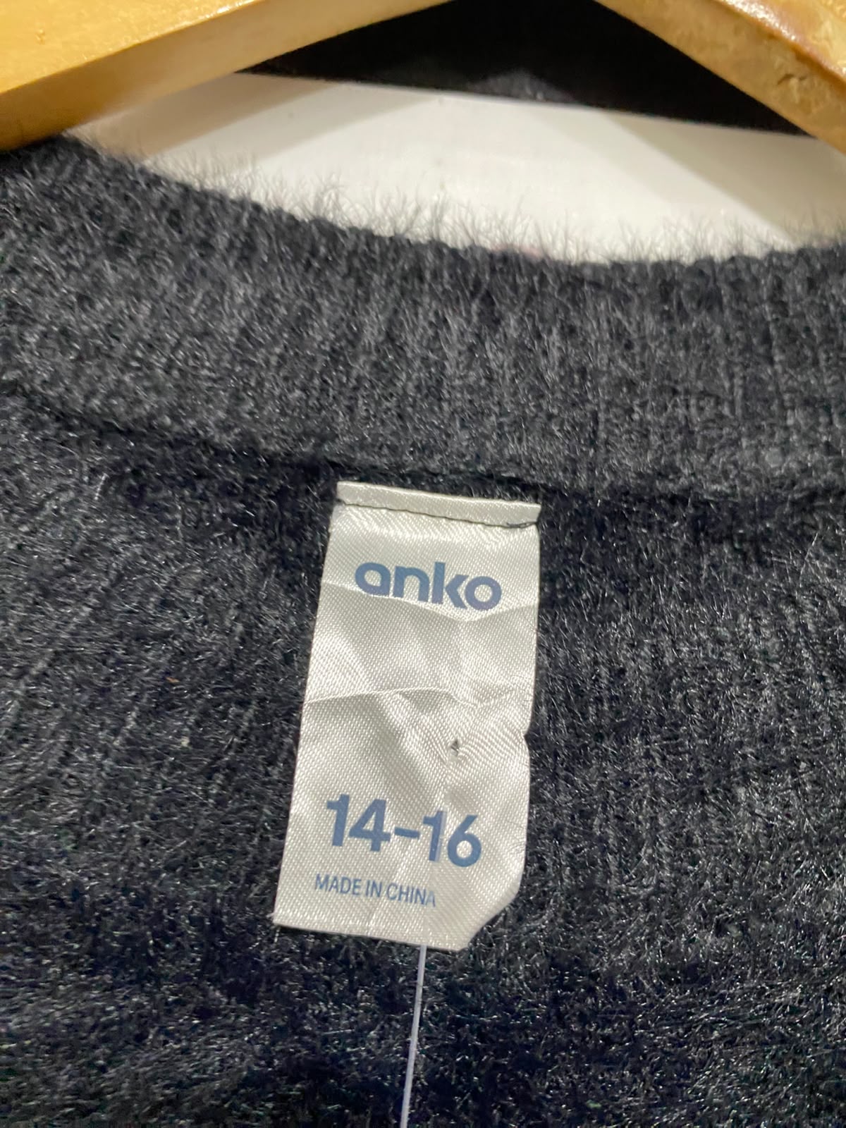 ANKO |L| BUST 19| A66| BLACK FUZZY TEXTURED CREWNECK LONG-SLEEVE TECHNICAL UTILITY SWEATER