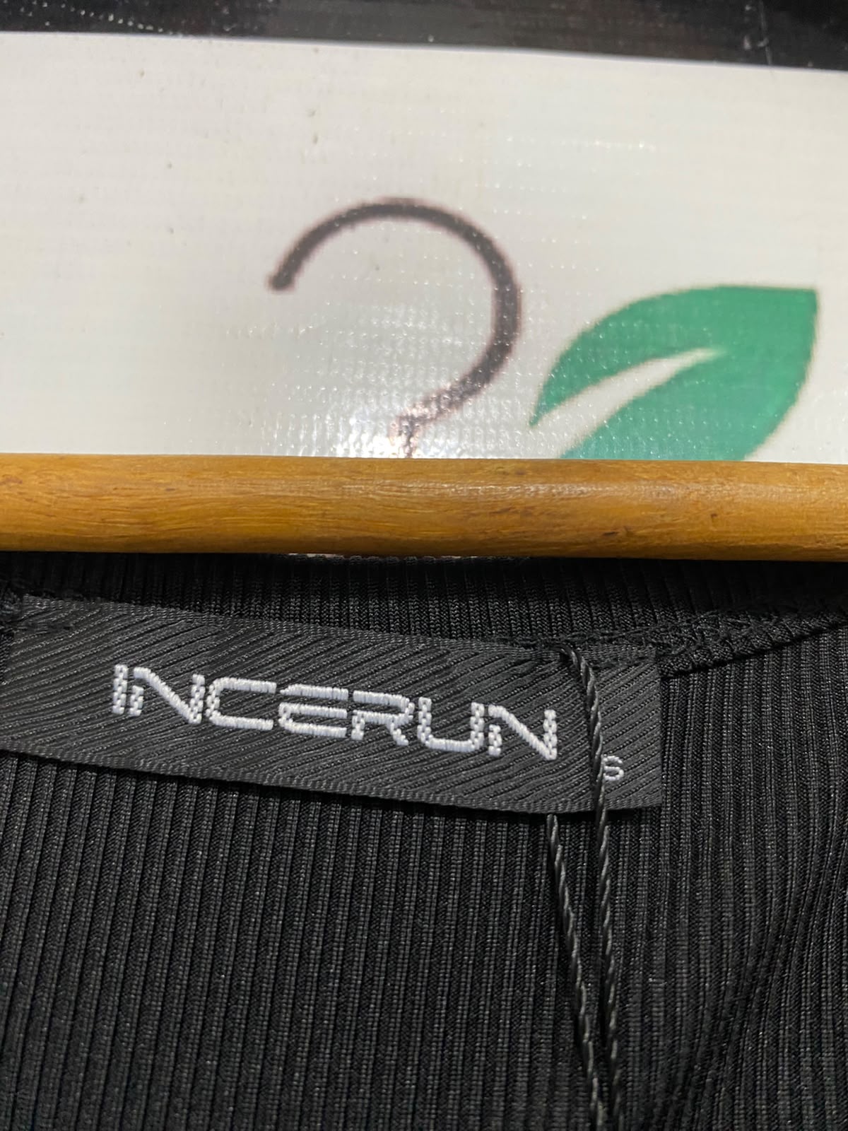 INCERUN |S| BUST 17| A65| BLACK RIBBED KNIT SCOOP-NECK RACERBACK  TANK TOP