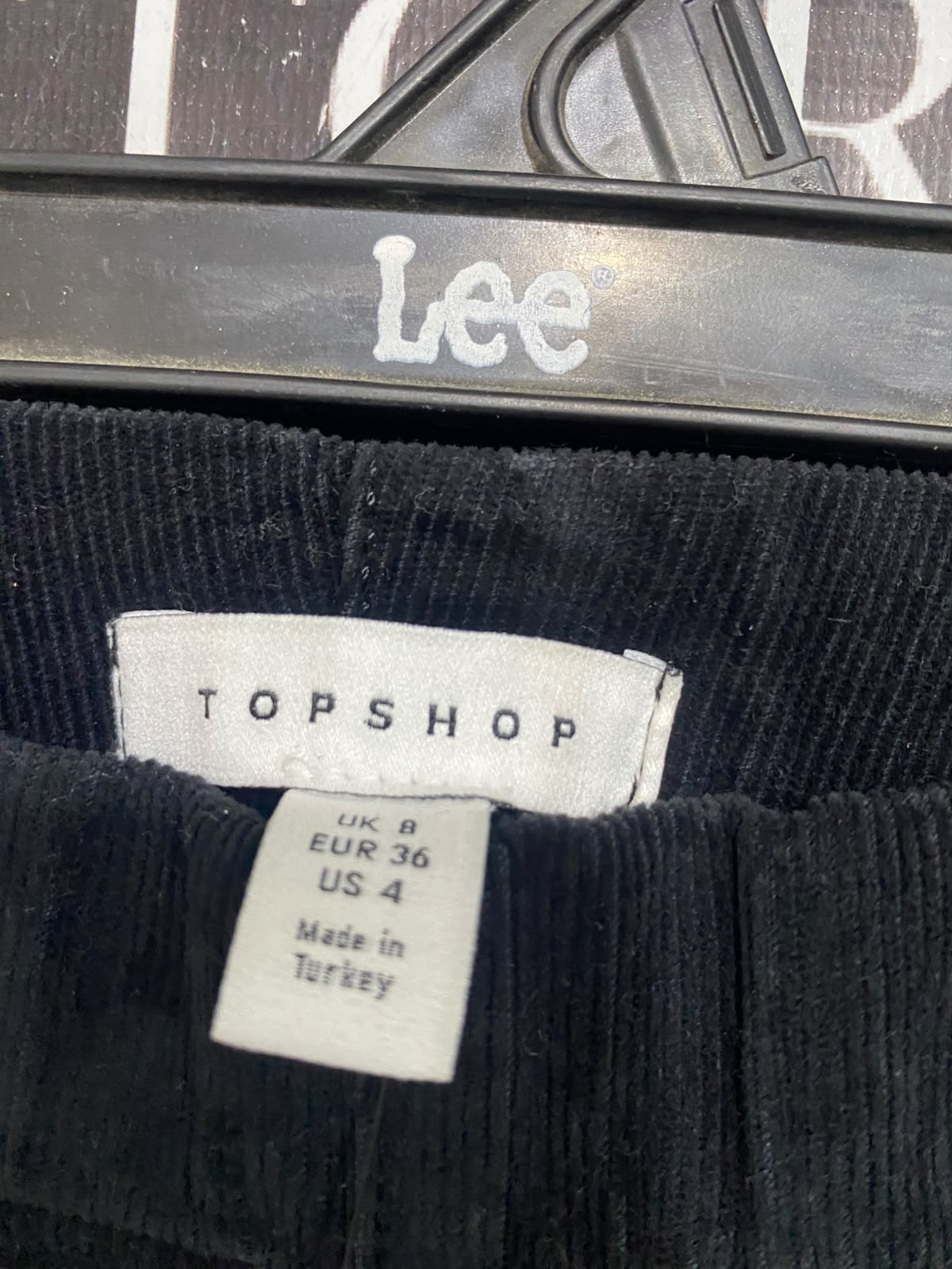 TOPSHOP |S| WAIST 26| A65| BLACK HIGH-WAISTED SEAMED  PANTS