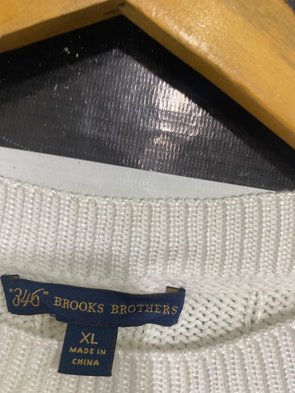BROOKS BROTHERS |XL| BUST 18| A65| WHITE CABLE-KNIT CREWNECK  SWEATER