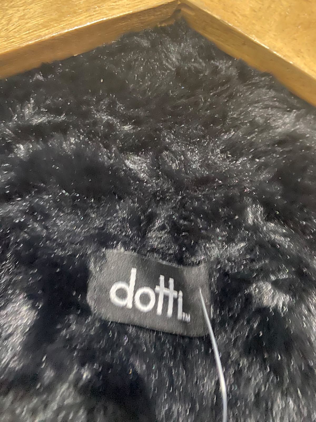 DOTTI |S| BUST 19| A65| BLACK FAUX-FUR  JACKET
