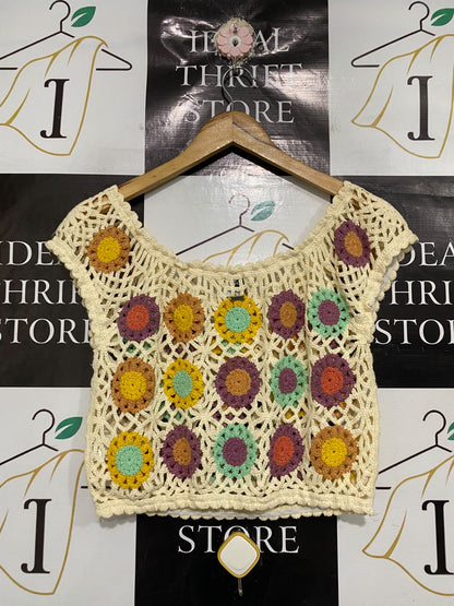 GHANDA |L| BUST 17| A66 | CREAM FLORAL CROCHET CROP TOP