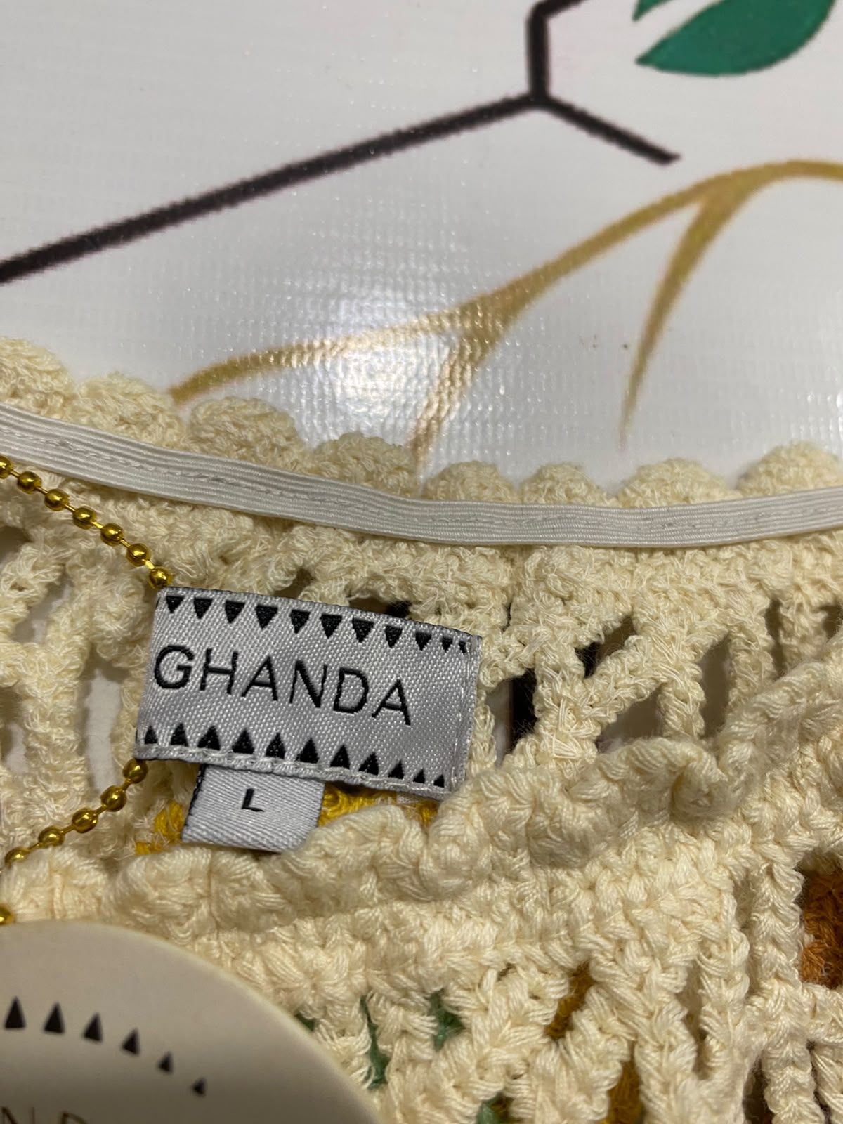 GHANDA |L| BUST 17| A66 | CREAM FLORAL CROCHET CROP TOP