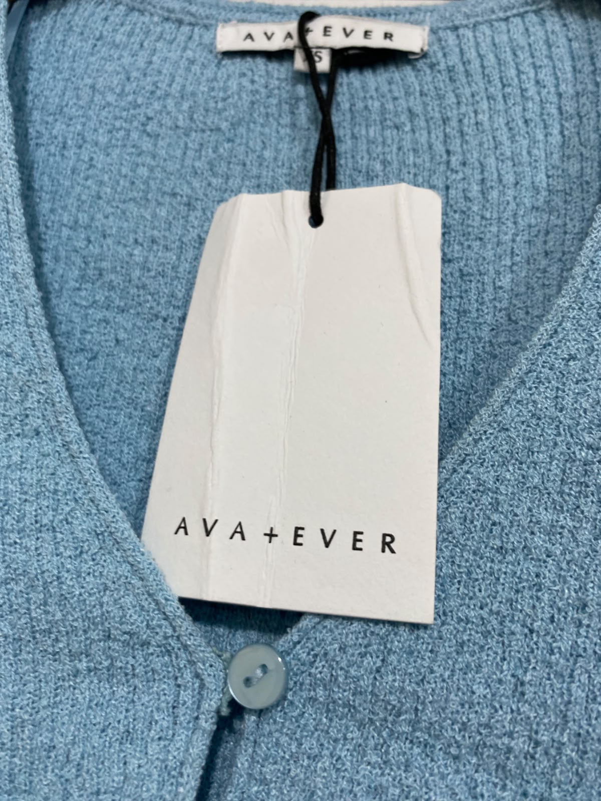 AVA EVER |XS| BUST 14| A66| LIGHT BLUE TEXTURED BUTTON-UP  CROP TOP