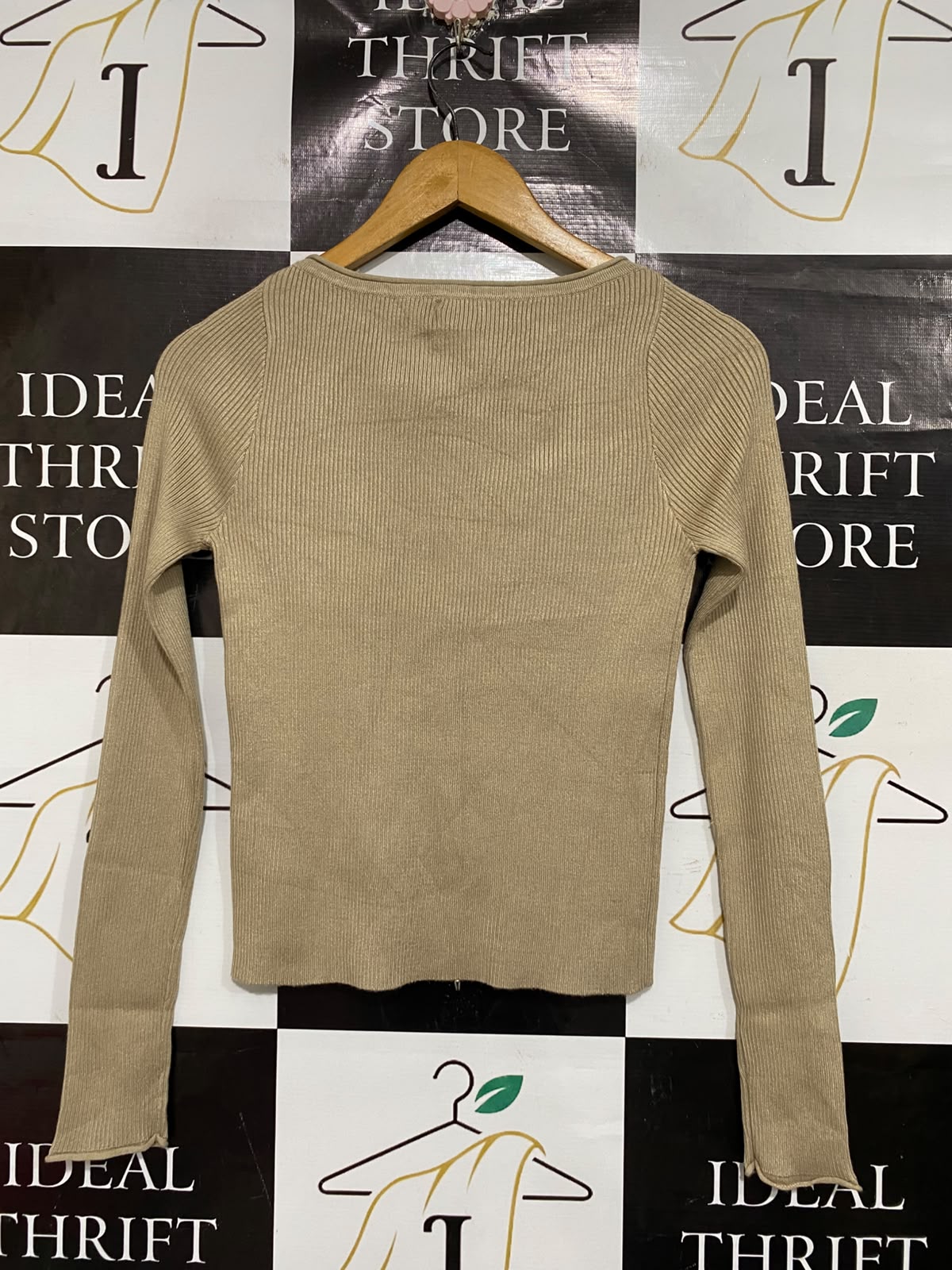 COTTON ON |M| BUST 14| A66| BEIGE SCOOP NECK RIBBED LONG-SLEEVE TOP