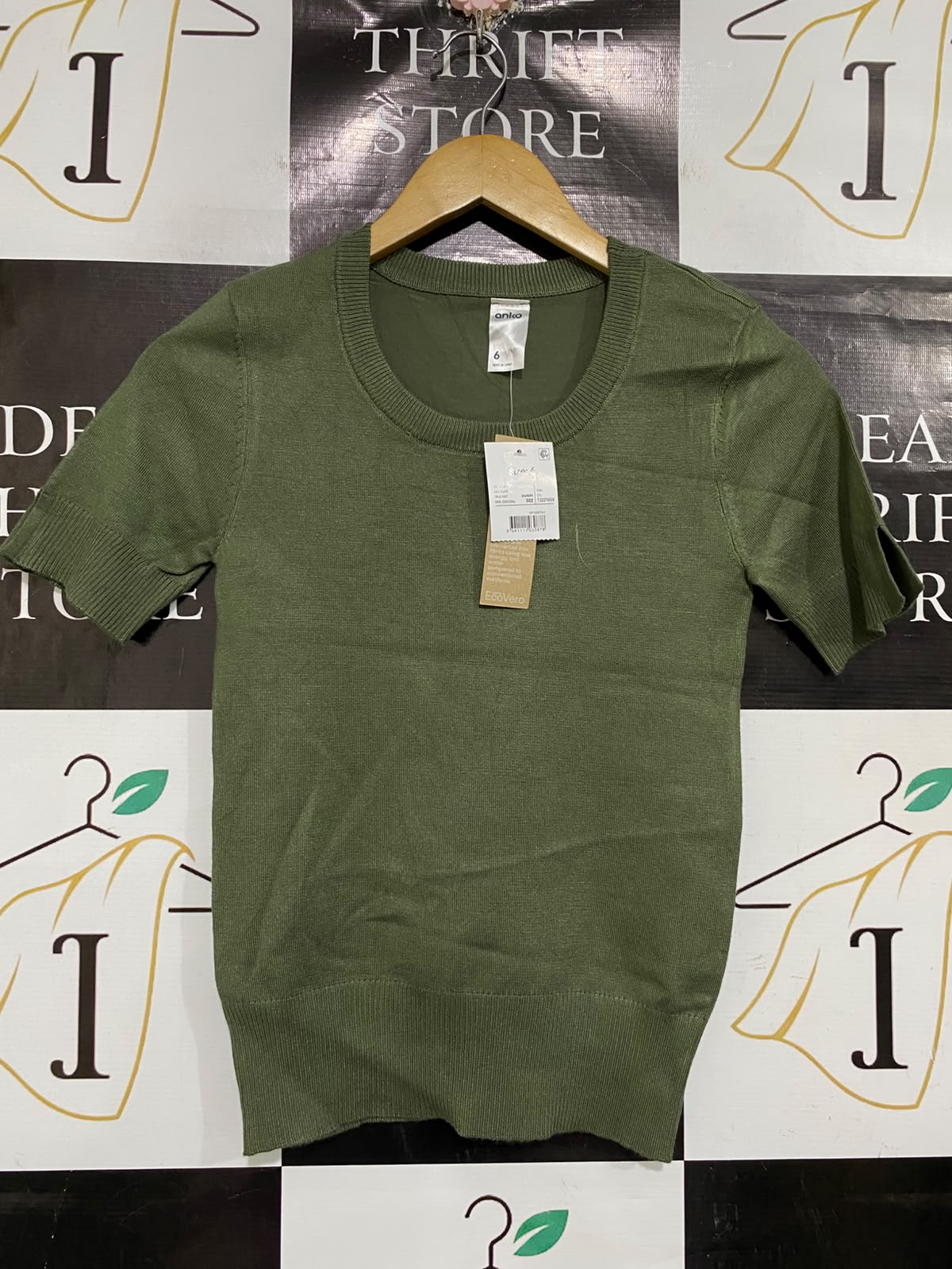 ANKO |XS| BUST 14| A66| OLIVE GREEN SCOOP NECK  SHORT-SLEEVE TOP
