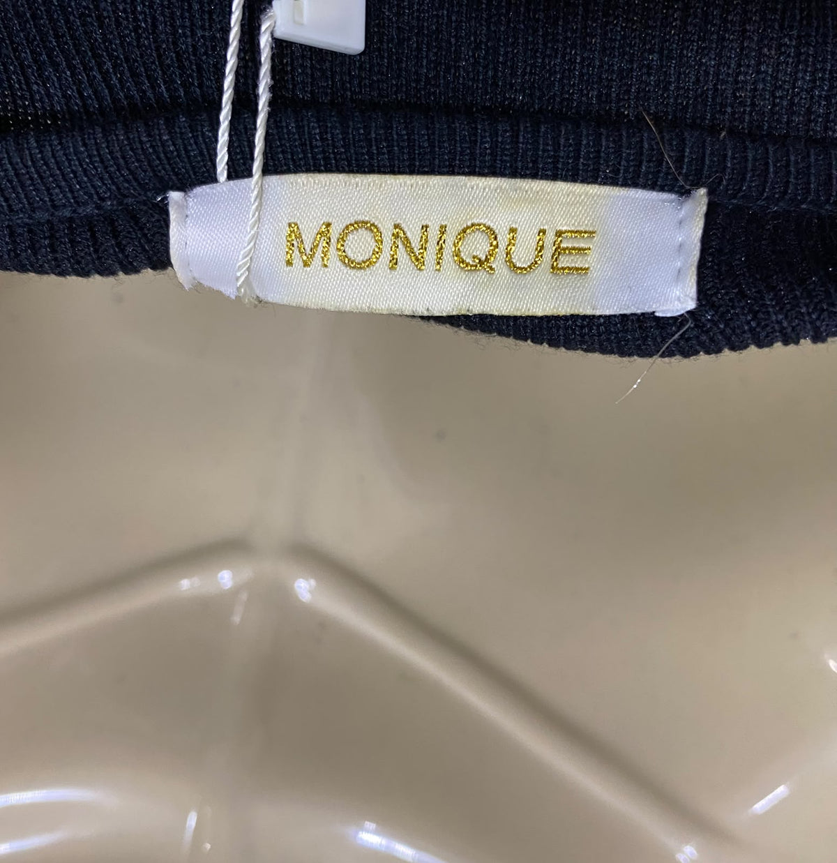 MONIQUE |S| BUST 15| A66| BLACK STRAPLESS NOTCHED-NECKLINE RIBBED MIDI DRESS