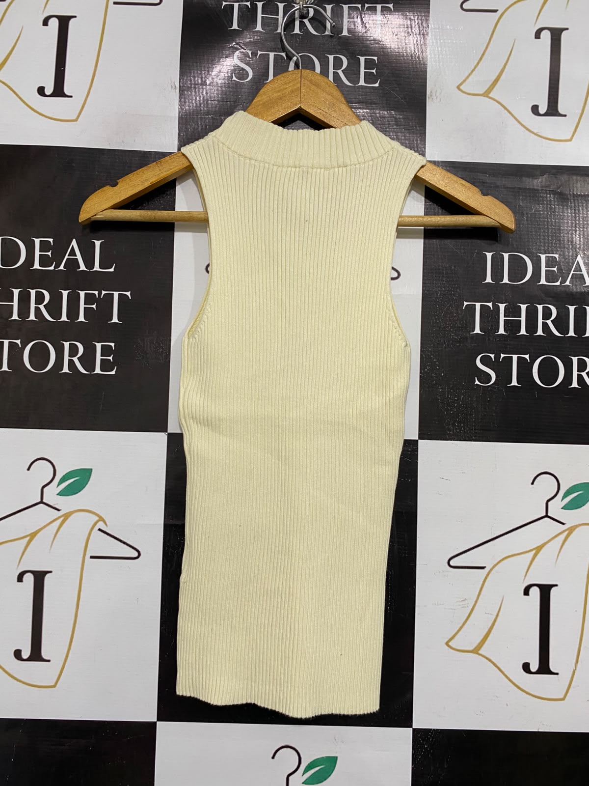 WHITE BY FTL |M| BUST 10| A66| WHITE MARKET CREWNECK RIBBED TANK TOP