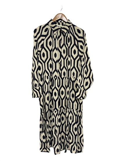 H&M |M| BUST 21| A67| MONOCHROME GEOMETRIC PRINT TIERED SHIRT DRESS