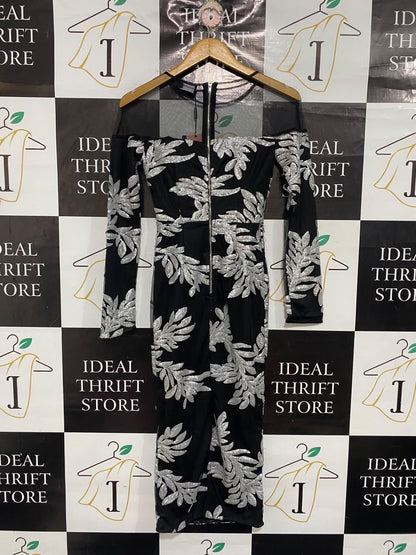 PRETTYLITTLE THING |S| BUST 14| A67| BLACK & SILVER SEQUIN MESH BODYCON MIDI DRESS
