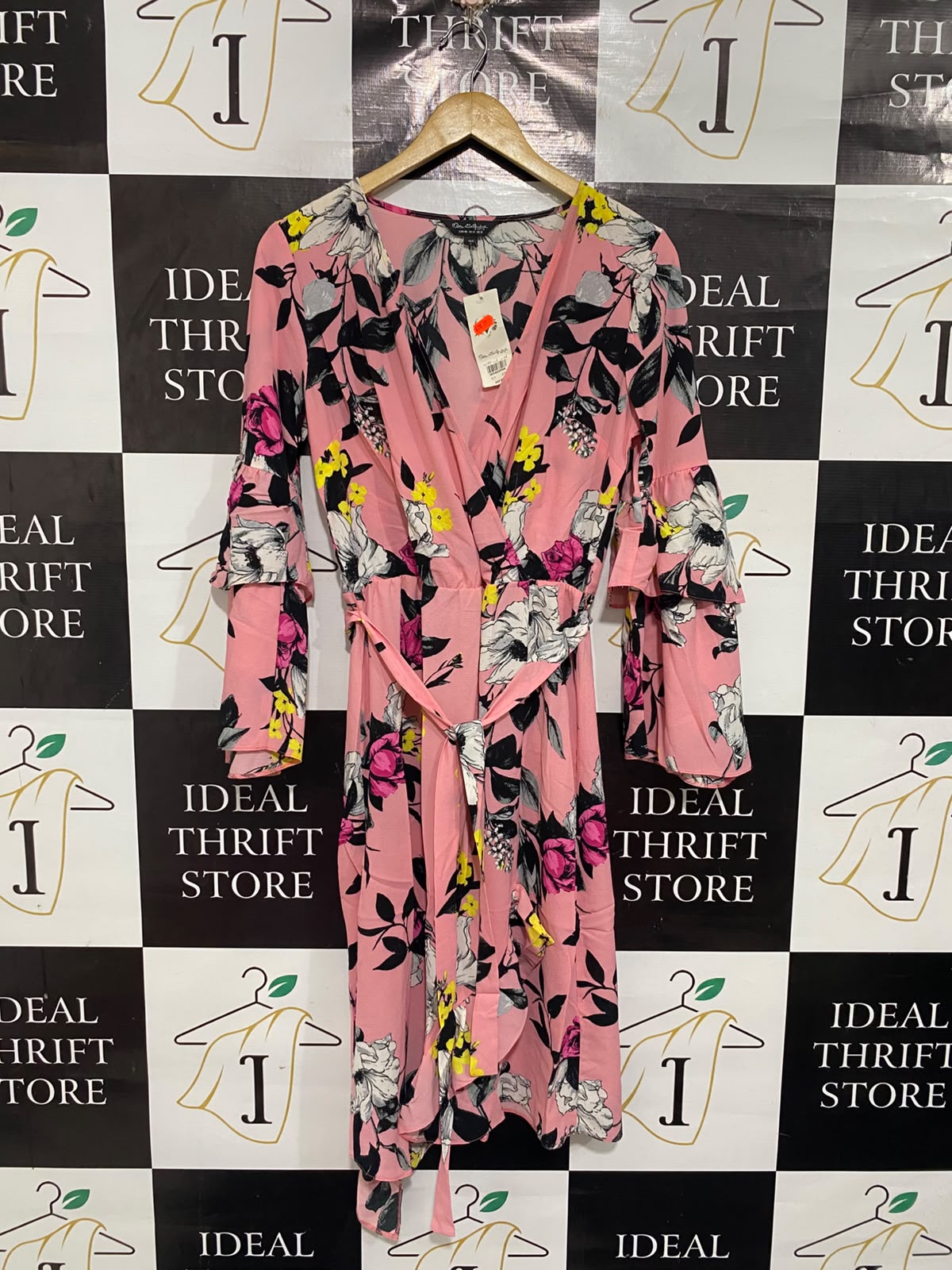MISS SELFIDGE |M| BUST 19| A67| PINK FLORAL WRAP MIDI DRESS WITH RUFFLED SLEEVES