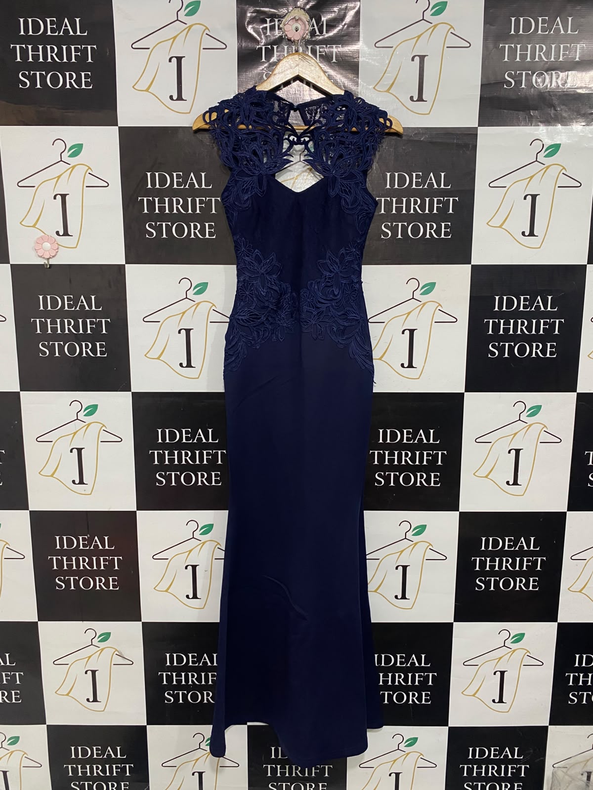 LIPSY |S| BUST 14| A67| NAVY BLUE LACE EMBROIDERED EVENING GOWN