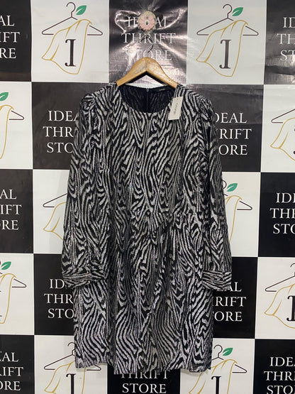 GEORGE |L| BUST 21| A67| METALLIC ZEBRA PRINT LONG-SLEEVE PARTY DRESS