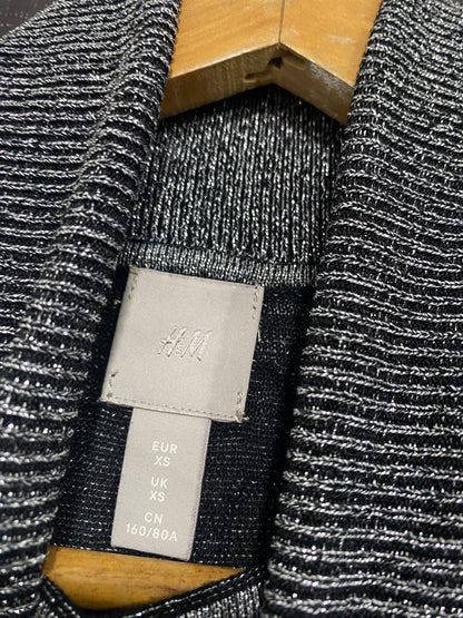 H&M |XS| BUST 15| A66| METALLIC SILVER SHIMMER TURTLENECK PULLOVER