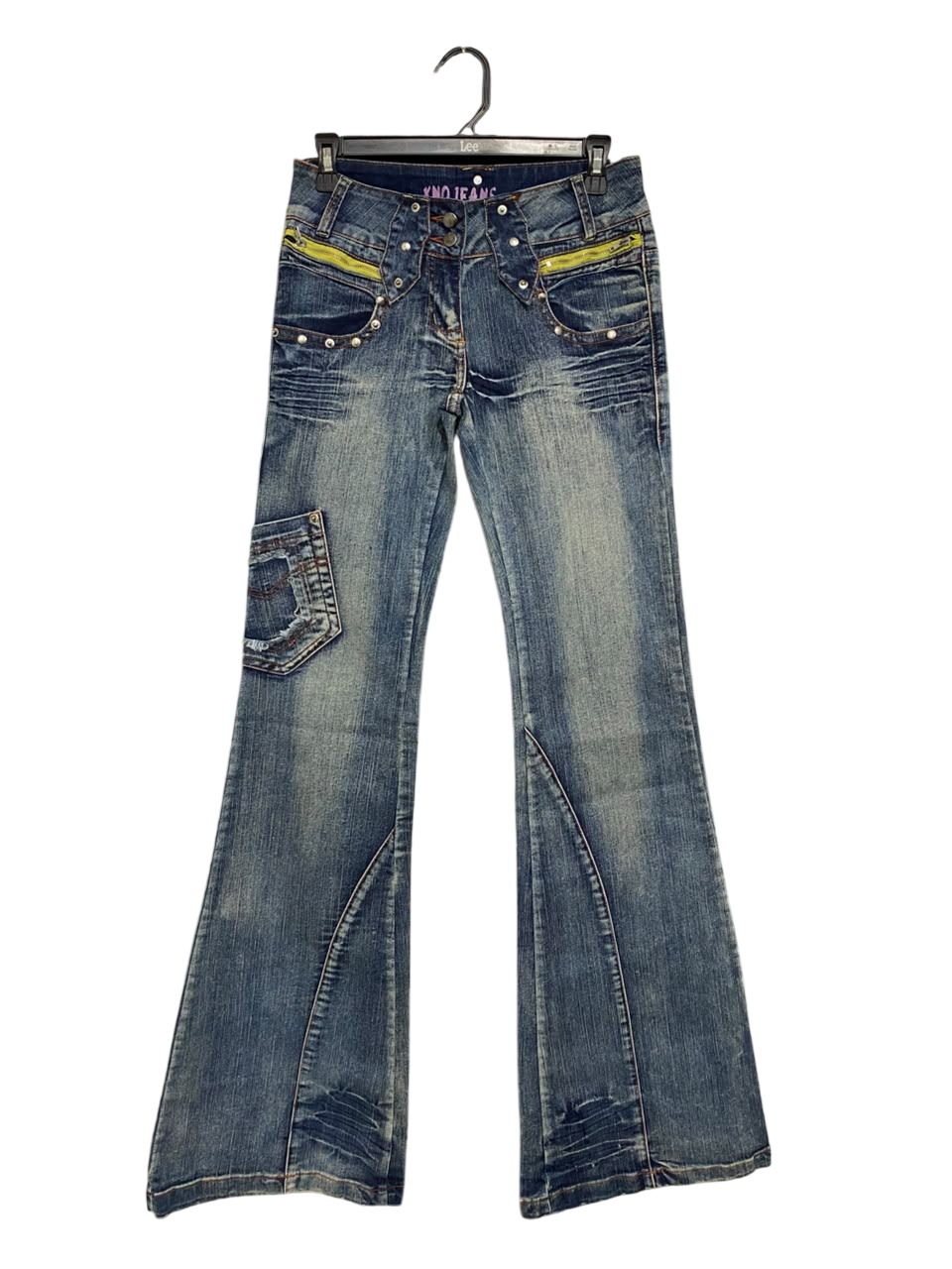 VINKNO JEANS |M| WAIST 28| A67| TAGE WASH STUDS AUR ZIP DETAIL FLARED DENIM JEANS