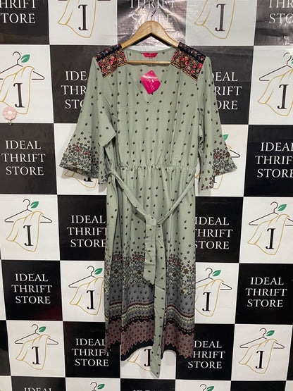TOGE THEF |L| BUST 23| A67| SAGE GREEN PRINTED TIE-WAIST MIDI DRESS