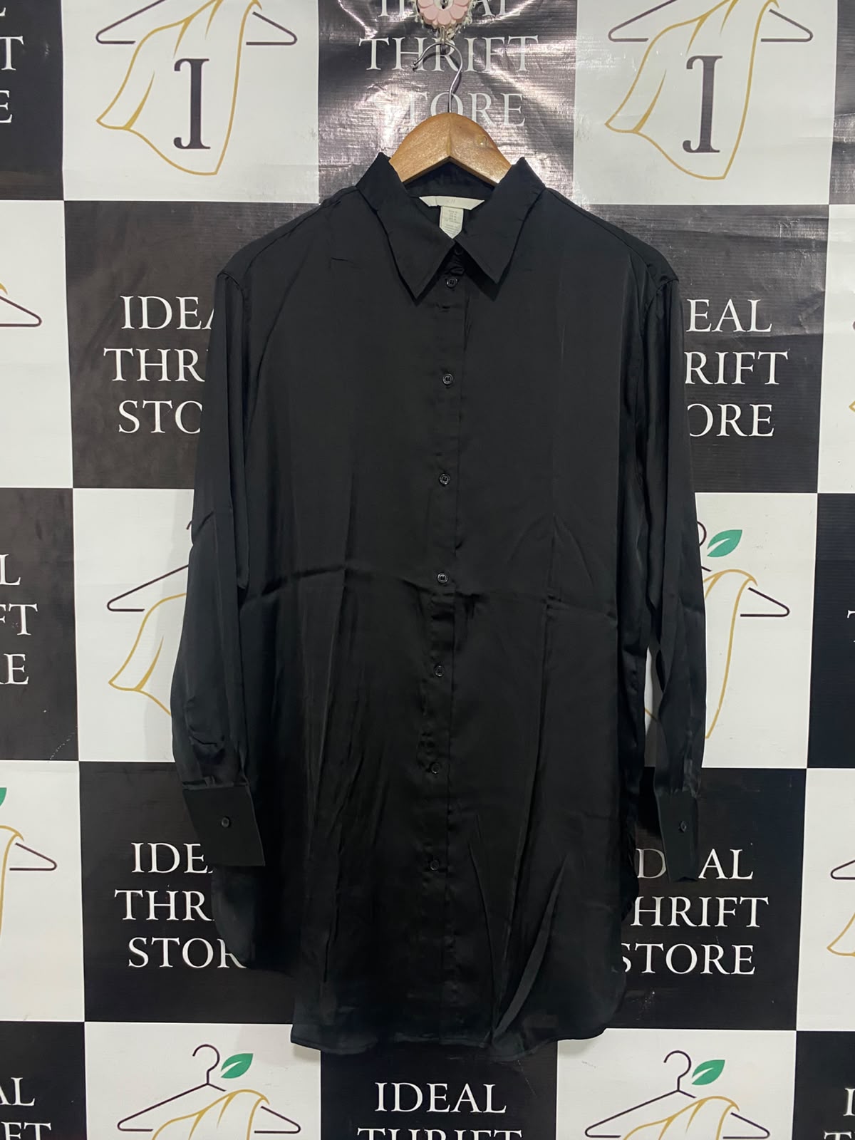 H&M |M| BUST 23| A67| CLASSIC BLACK SATIN OVERSIZED SHIRT / TUNIC