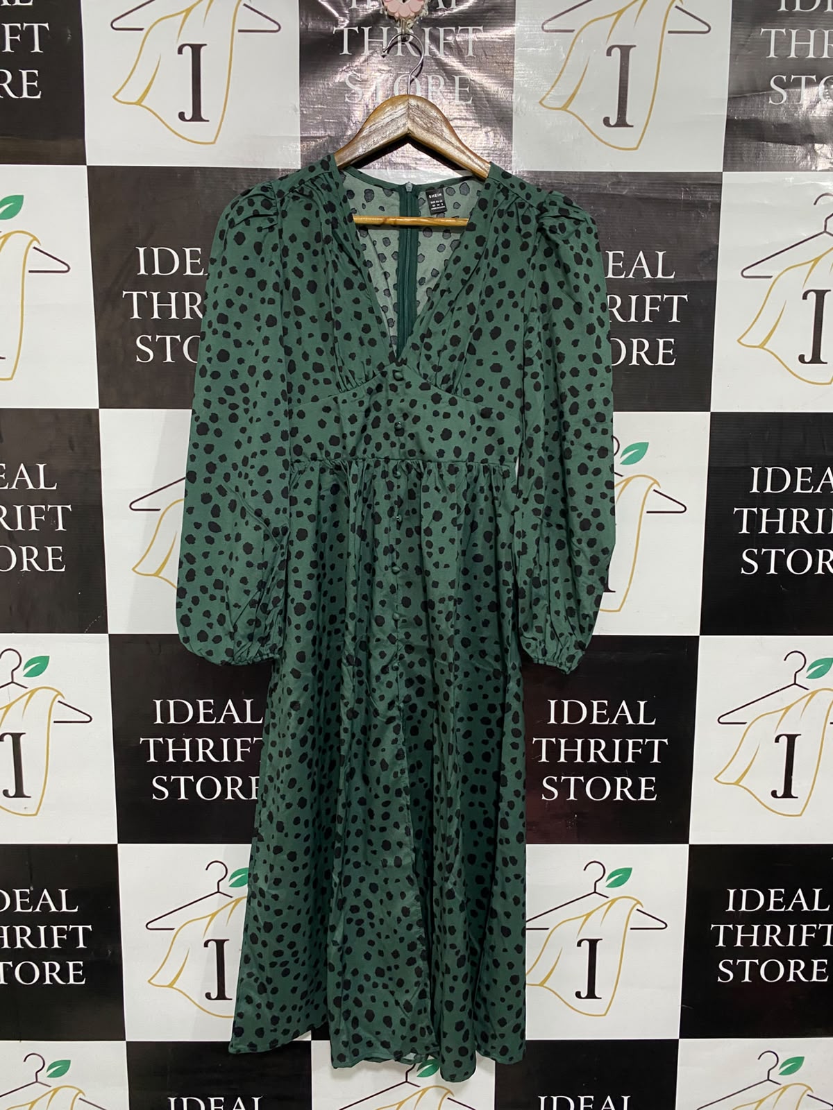 SHEIN |XS| BUST 15| A67| EMERALD GREEN AUR BLACK ANIMAL PRINT MIDI DRESS