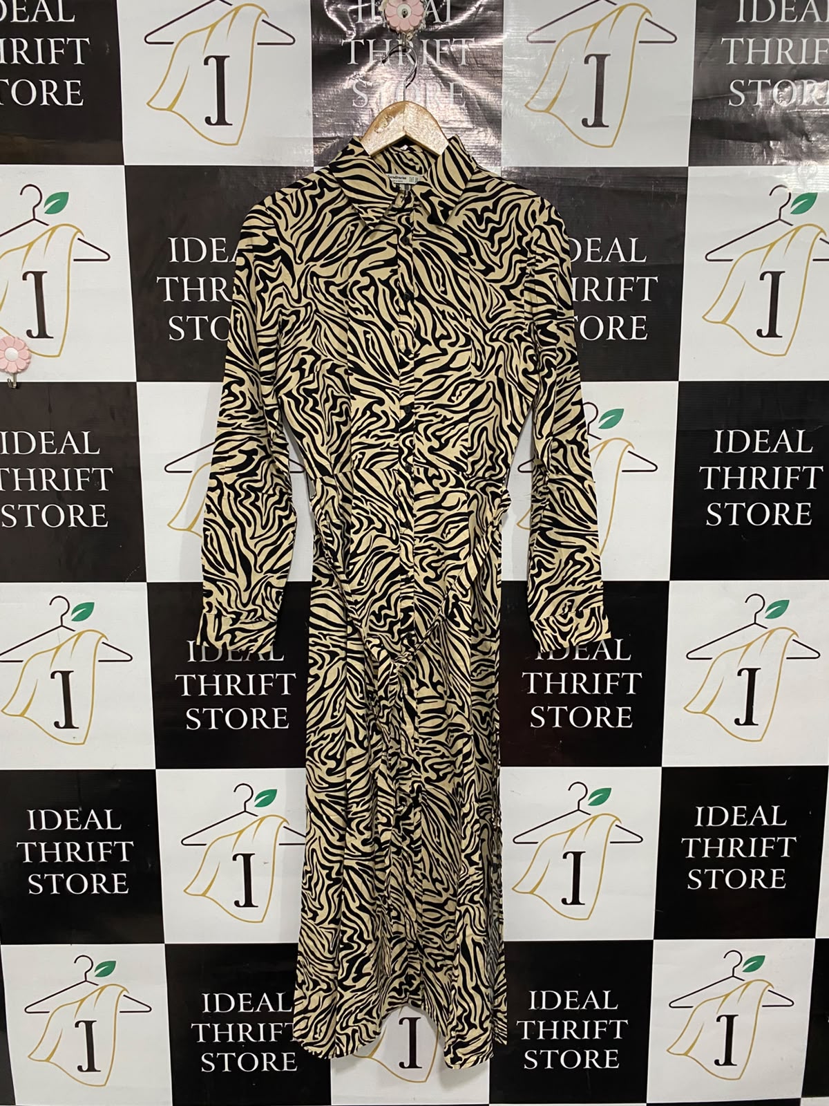 STRADIVARIUS |XS| BUST 18| A67| BEIGE AUR BLACK ABSTRACT ZEBRA PRINT SHIRT DRESS