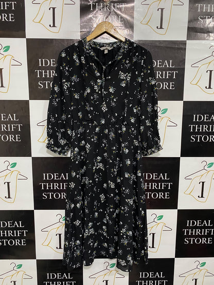 H&M |M| BUST 19| A67| BLACK AUR WHITE DAISY FLORAL TIE-NECK MIDI DRESS